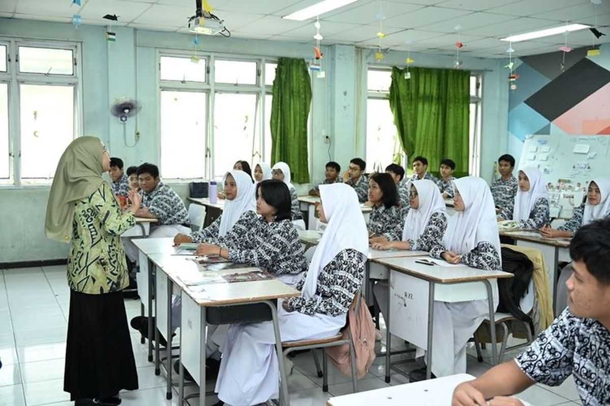 Prabowo Soroti Kualitas Pendidikan, Rekrutmen Guru Disebut Jadi Hal Utama yang Harus Dibenahi