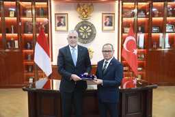 Indonesia dan Turkiye Perkuat Kerja Sama Ketenagakerjaan, Fokus Tingkatkan Pelindungan Pekerja Migran