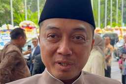 Klarifikasi Isu Penunjukan Komando Lapangan: Istana Bantah Kabar Prabowo Tunjuk Haji Isam Pimpin Pemadaman Karhutla Kalimantan