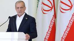 Presiden Pezeshkian Sebut Iran Berada dalam Perang Skala Penuh, Tekanan AS Makin Berat