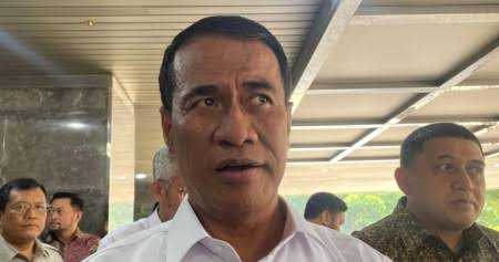 Mentan Amran Soroti Dugaan Mafia Pangan, Harga Ayam dan Telur Mahal Meski Peternak Merugi