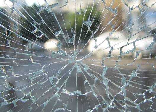 Kecelakaan Jeep Mercedes-Benz di Tol Jagorawi, Dua Orang Tewas Terbakar