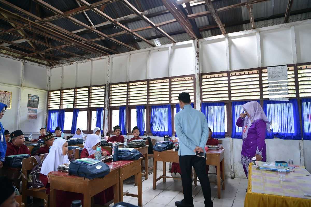 Gibran Tinjau Renovasi MIN 1 Rokan Hilir, Dorong Percepatan Pemenuhan Fasilitas Pendidikan